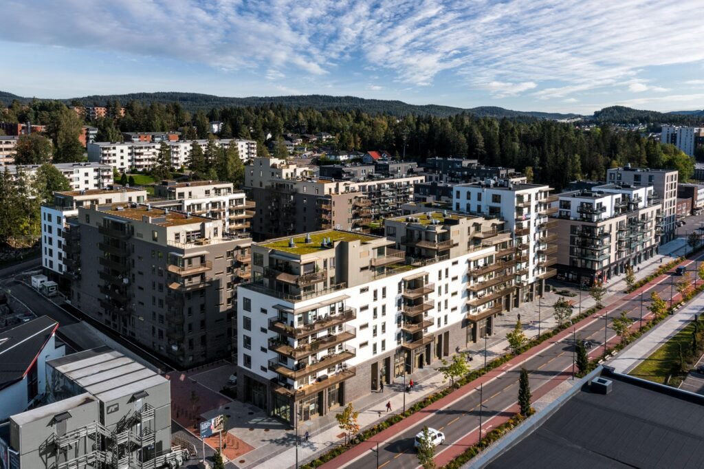 Residential & Commercial Roofing In Østensjø