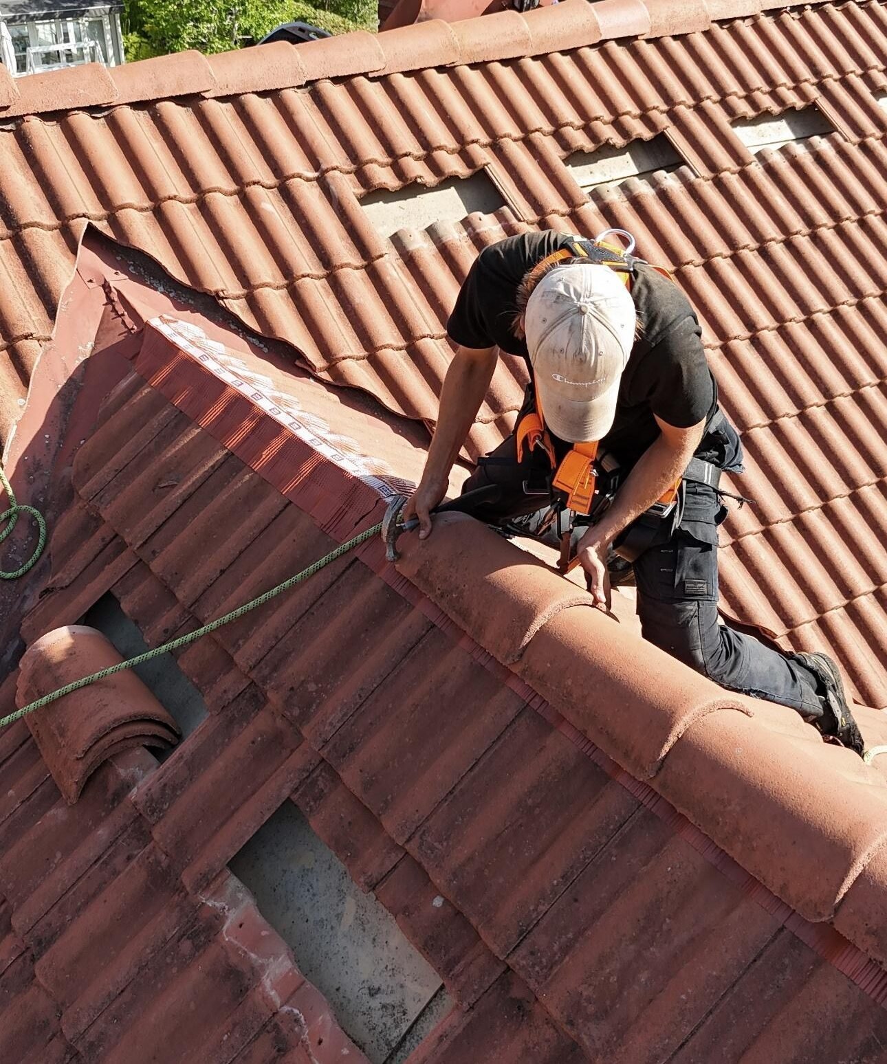 Tile Roofing Oslo 4 Common tile Roofing Problems We Solve